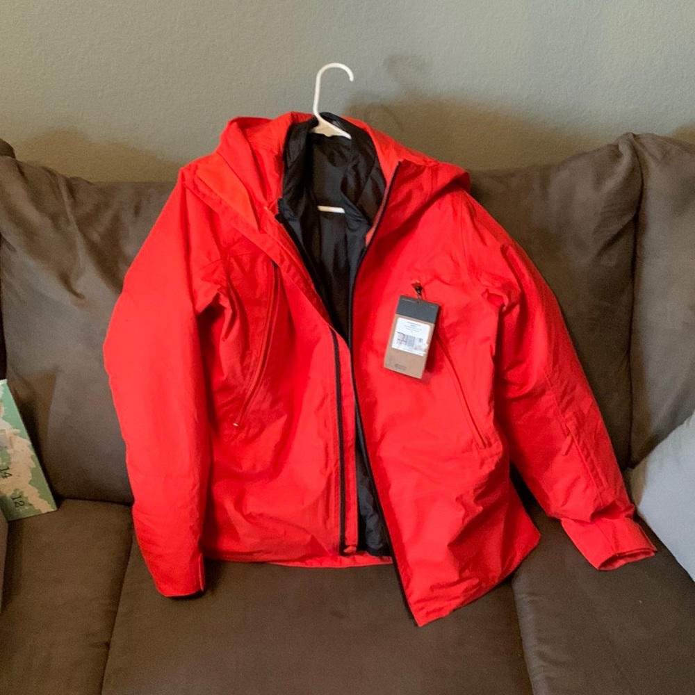 The North Face NWT Womens, Medium, Triclimate Jacket.